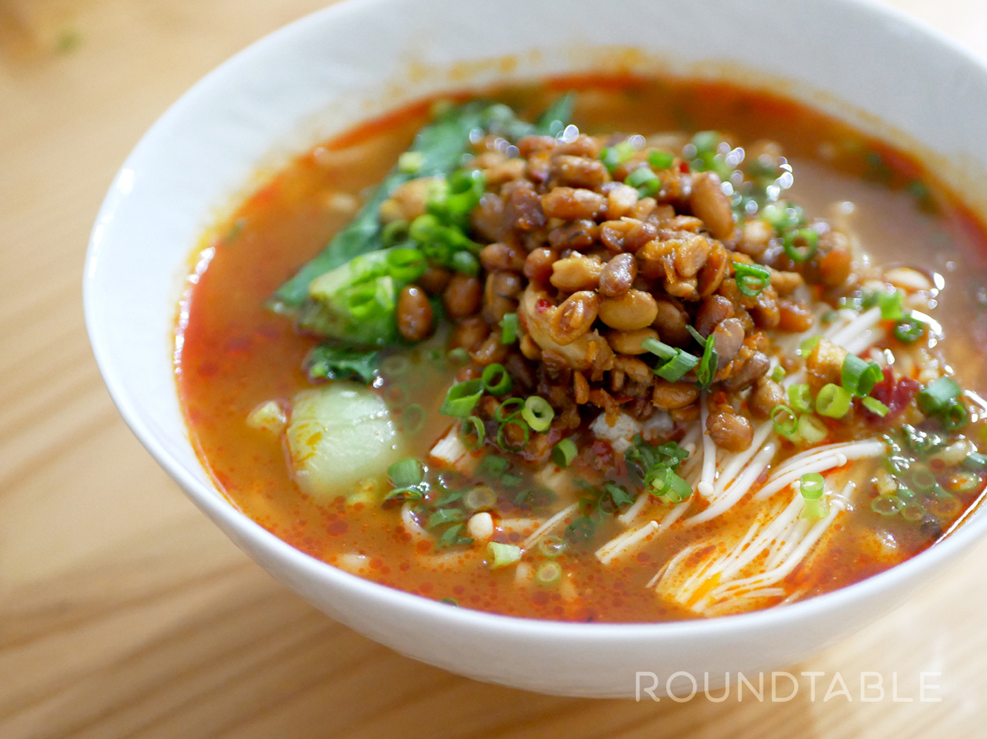 ラーメンと豚汁を 貴州の豆豉 とうち 風味にしよう Roundtable ラウンドテーブル ー貴州省 雲南省をはじめと した中華圏の食文化を楽しめる場を提案するウェブメディア